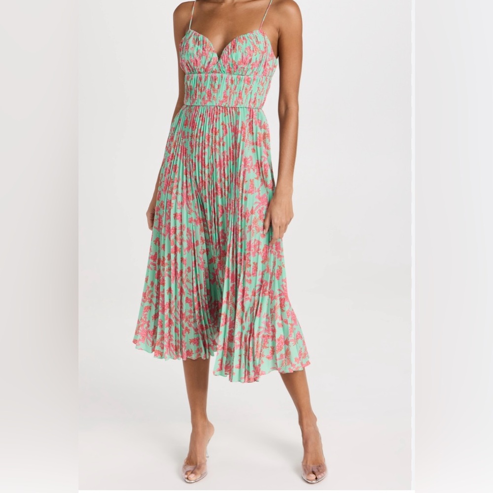 Brand new, never worn, w/ tags.